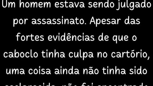 Um homem estava sendo julgado por assassinato