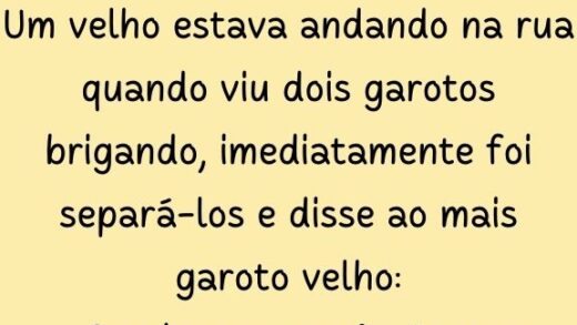 Um velho estava andando na rua